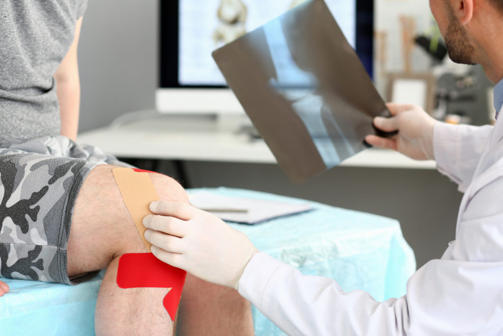 Knee Surgeons